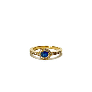 Oval sapphire ring